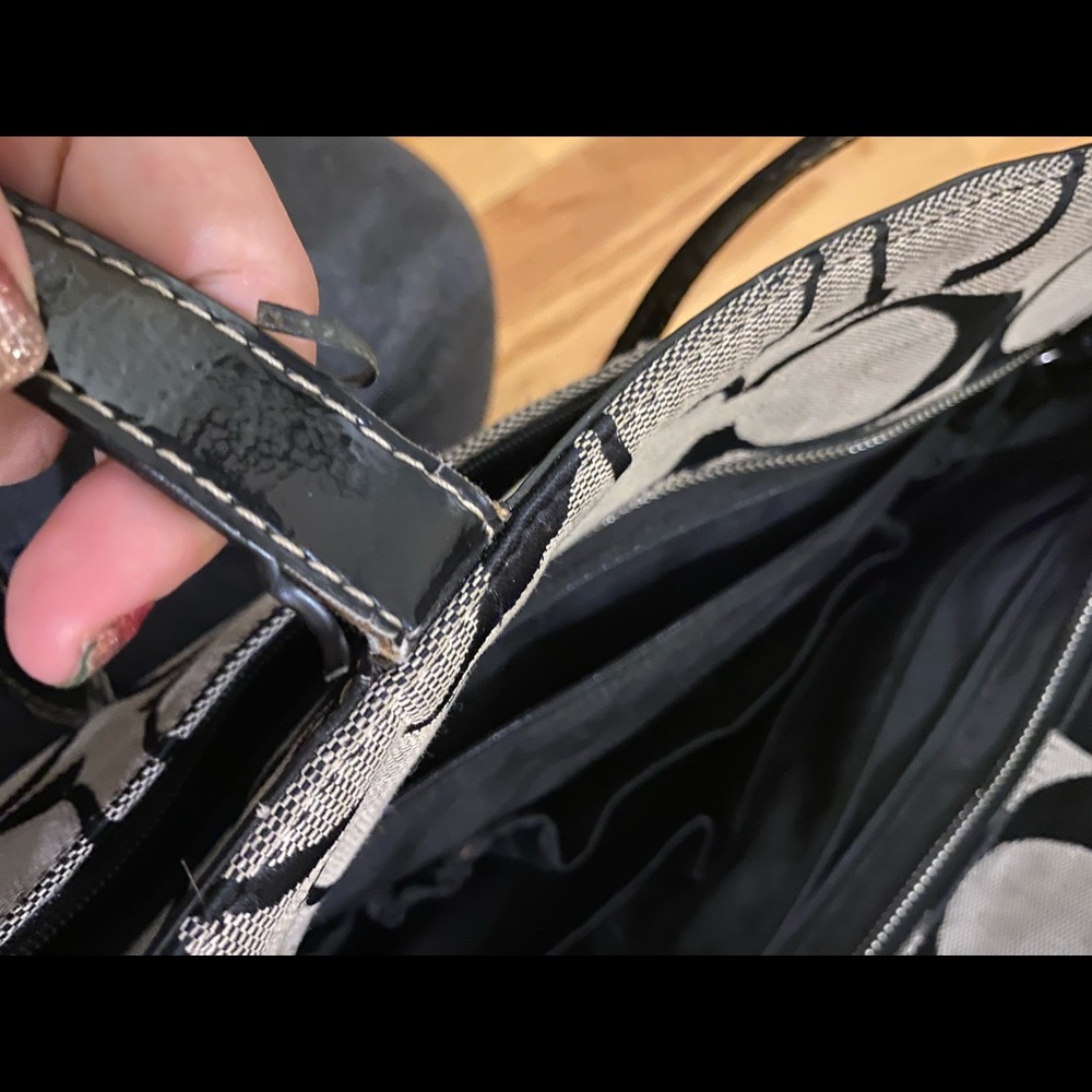 Coach diaper bag - Picture 7 of 9